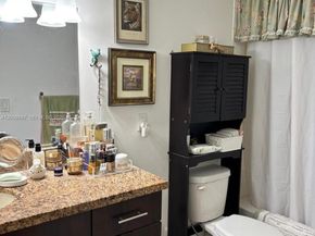 8225 Lake Dr 404, Doral FL 33166