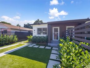 166 NW 41st St, Miami FL 33127
