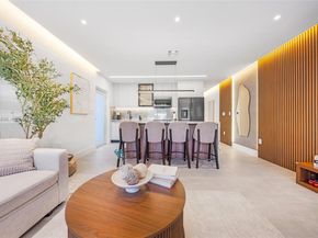 166 NW 41st St, Miami FL 33127