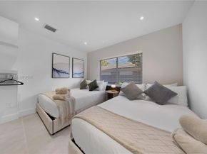 166 NW 41st St, Miami FL 33127