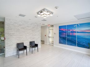 Undisclosed Address #A11659387, Hollywood FL 33019