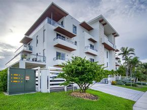Undisclosed Address #A11659387, Hollywood FL 33019