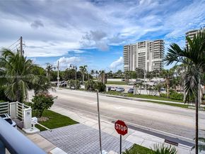 Undisclosed Address #A11659387, Hollywood FL 33019