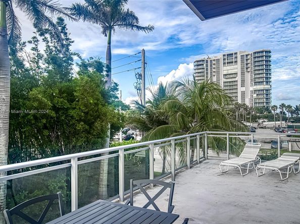 Undisclosed Address #A11659387, Hollywood FL 33019