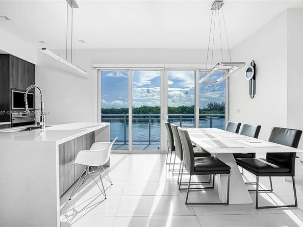 Undisclosed Address #A11659387, Hollywood FL 33019