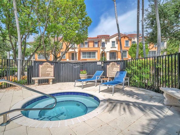 616 NE Venezia Lane 616, Boca Raton FL 33487