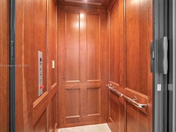 616 NE Venezia Lane 616, Boca Raton FL 33487