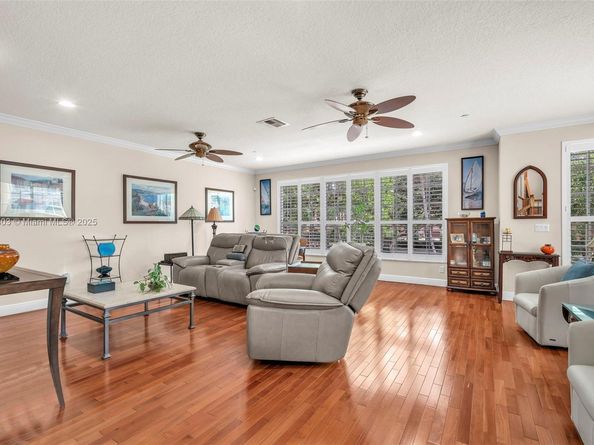 616 NE Venezia Lane 616, Boca Raton FL 33487