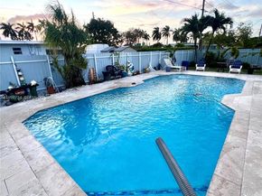5100 SW 116th Ave, Miami FL 33165