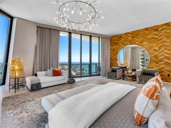 1000 Biscayne Blvd 5101, Miami FL 33132