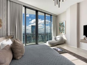 1000 Biscayne Blvd 5101, Miami FL 33132