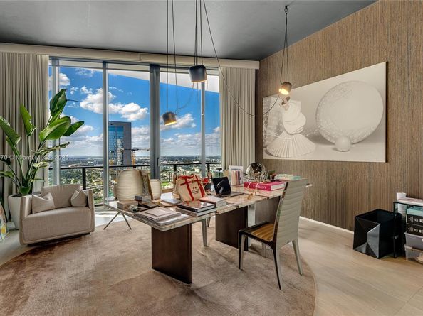 1000 Biscayne Blvd 5101, Miami FL 33132