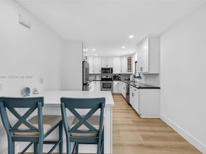 2481 SE 15th St, Pompano Beach FL 33062