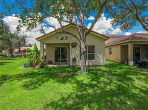 3910 NE 10th Dr, Homestead FL 33033