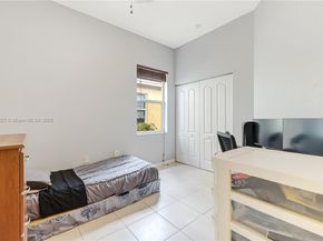 3910 NE 10th Dr, Homestead FL 33033