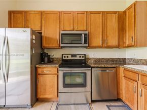 3910 NE 10th Dr, Homestead FL 33033