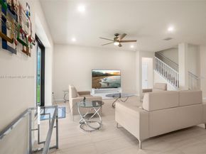 8036 NW 78th St, Tamarac FL 33321