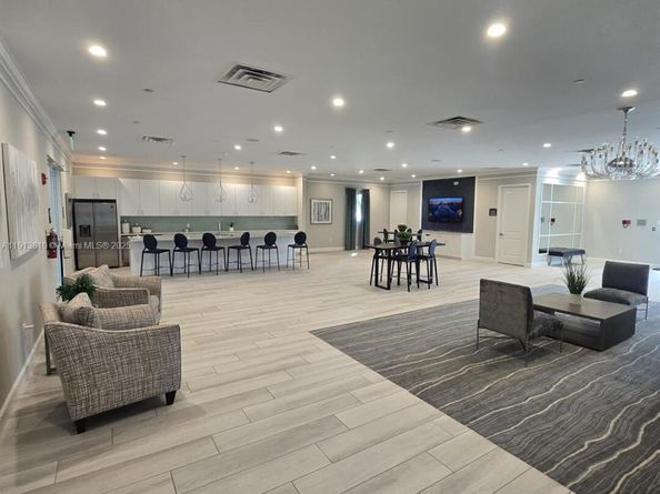 4108 Veleiros Ave, Deerfield Beach FL 33064