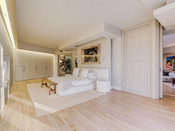 2001 Meridian Ave 307, Miami Beach FL 33139