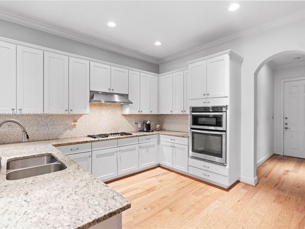 8264 NW 118th Way, Parkland FL 33076