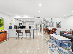 2528 N 38 Ave D32, Hollywood FL 33021