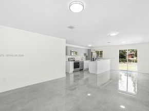 933 NW 50th St, Miami FL 33127