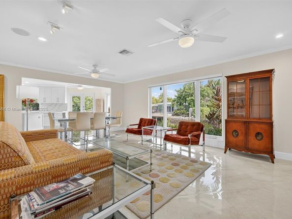 1733 NE 35th St, Oakland Park FL 33334