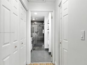 11166 NW 38th St, Sunrise FL 33351