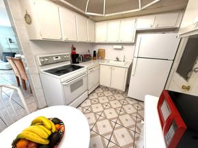 1355 NE 167th St 302, Miami FL 33162