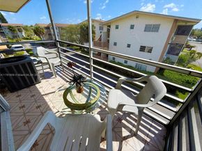 1355 NE 167th St 302, Miami FL 33162