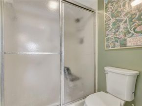 13001 SW 11th Ct 401A, Pembroke Pines FL 33027