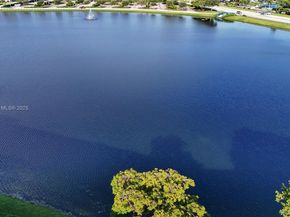 13001 SW 11th Ct 401A, Pembroke Pines FL 33027