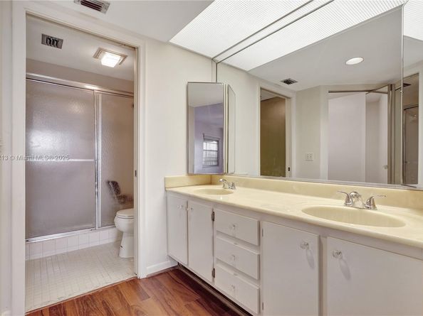 13001 SW 11th Ct 401A, Pembroke Pines FL 33027