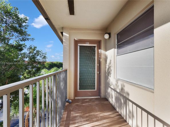 13001 SW 11th Ct 401A, Pembroke Pines FL 33027