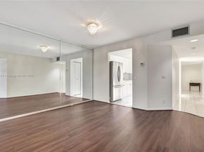 13001 SW 11th Ct 401A, Pembroke Pines FL 33027