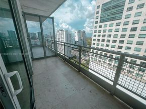 690 SW 1st Ct 2122, Miami FL 33130