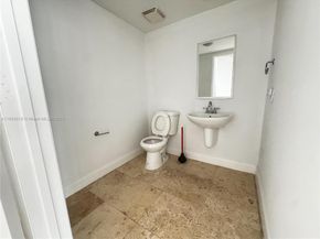 690 SW 1st Ct 2122, Miami FL 33130