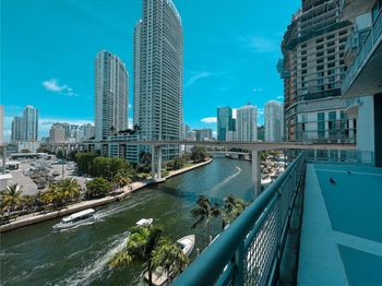 690 SW 1st Ct