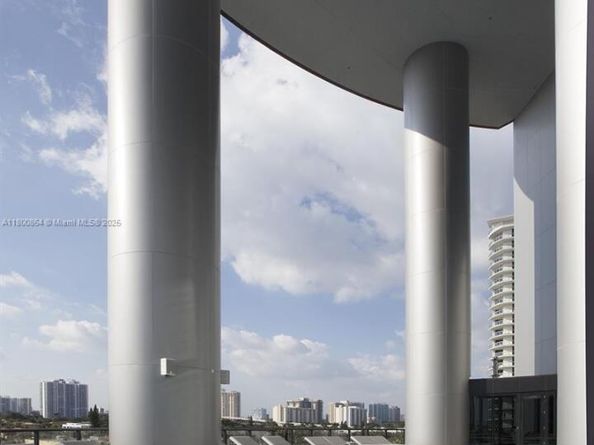 18555 Collins Ave 1505, Sunny Isles Beach FL 33160