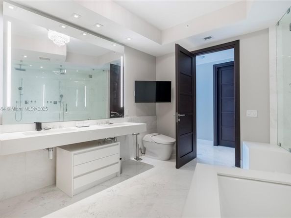 18555 Collins Ave 1505, Sunny Isles Beach FL 33160