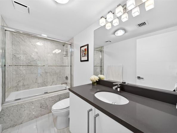 226 Ocean Dr 3C, Miami Beach FL 33139