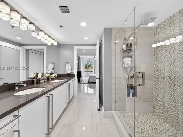 226 Ocean Dr 3C, Miami Beach FL 33139