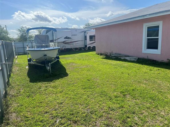 20390 SW 119th Ave, Miami FL 33177