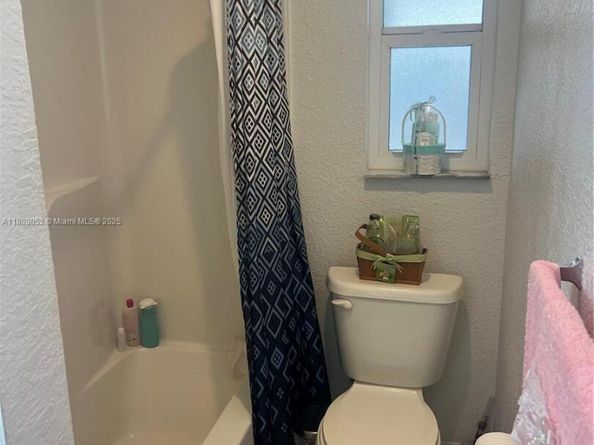 20390 SW 119th Ave, Miami FL 33177