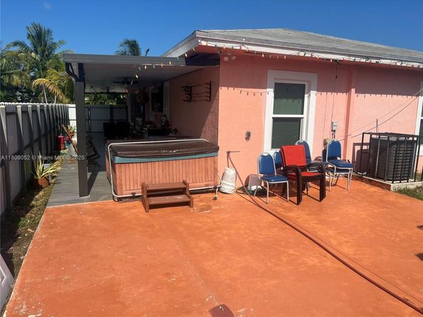 20390 SW 119th Ave, Miami FL 33177