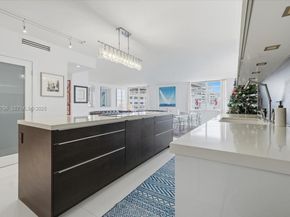 100 Lincoln Road 747, Miami Beach FL 33139