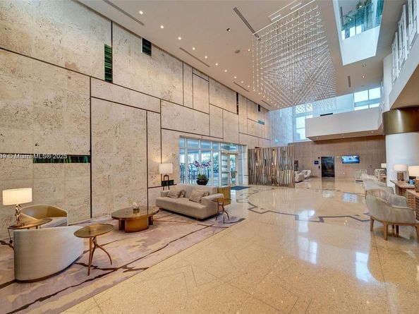 6801 Collins Ave 418 (deed 407), Miami Beach FL 33141