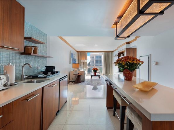 6801 Collins Ave 418 (deed 407), Miami Beach FL 33141