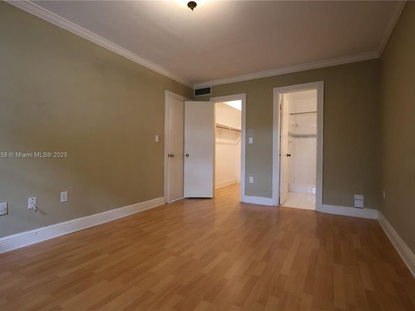 7825 Miller Dr C211, Miami FL 33155