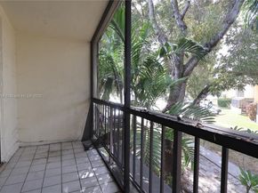 7825 Miller Dr C211, Miami FL 33155